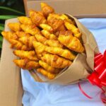 desayunos-a-domicilio-en-madrid-en-toda-espana-desayunos-kubala-ramo-croissants.jpg
