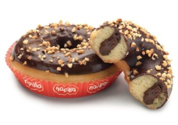 desayunos-a-domicilio-en-madrid-en-toda-espana-desayunos-kubala-donut-de-nocilla.jpg